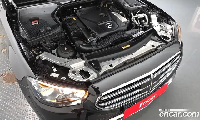 Mercedes-Benz E-Class 2021 2.0 автомат (гидро), миниатюра 5