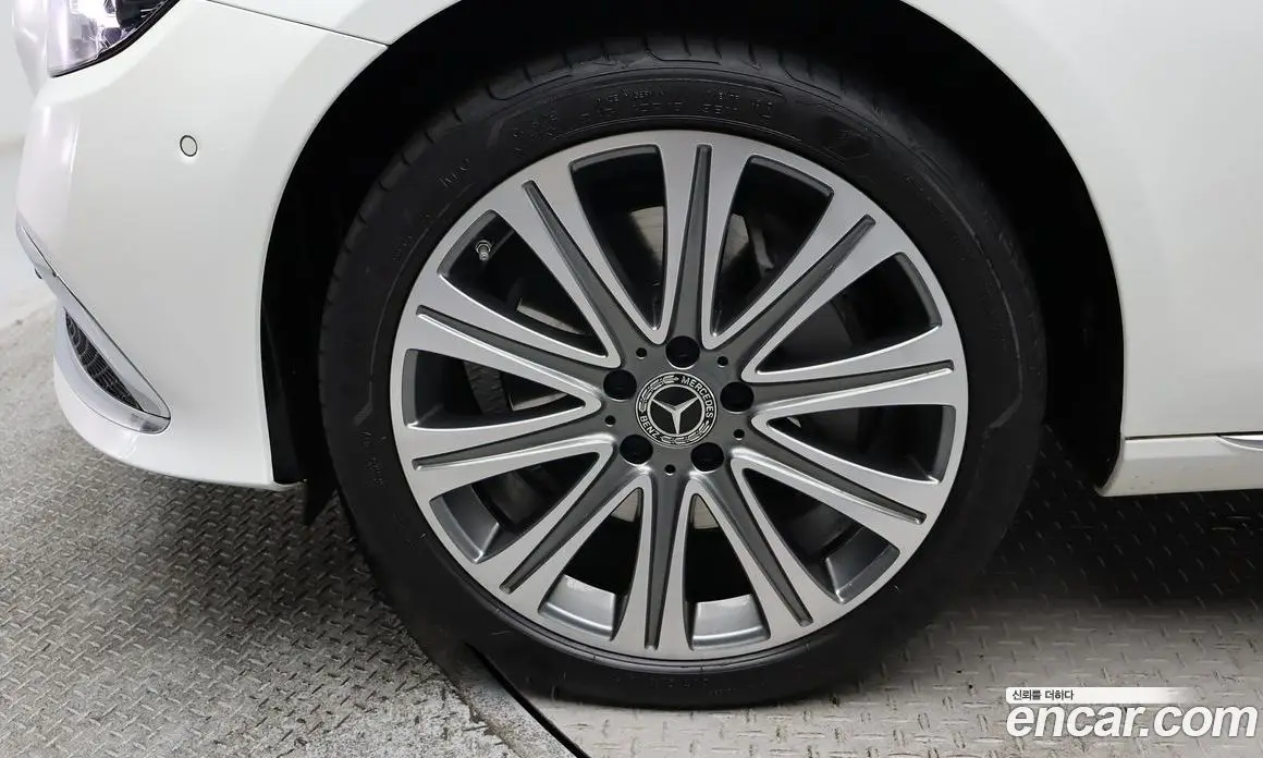 Mercedes-Benz E-Class 2023 2.0 автомат (гидро), фото 5