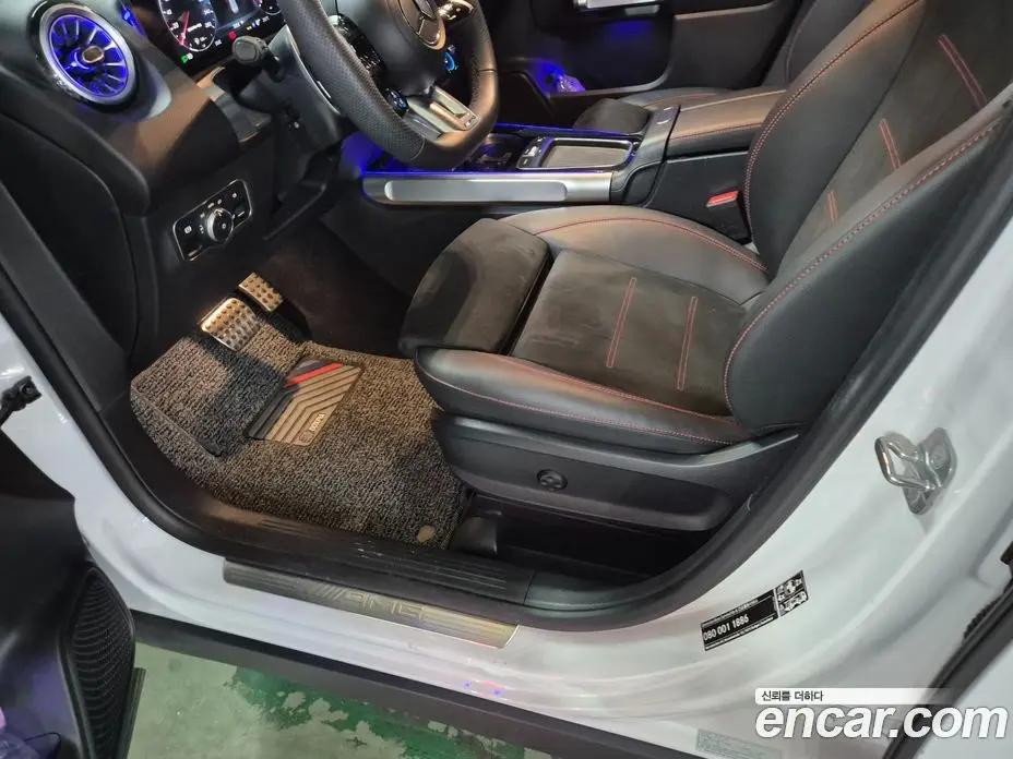 Mercedes-Benz GLB-Class 2024 2.0 автомат (гидро), фото 8