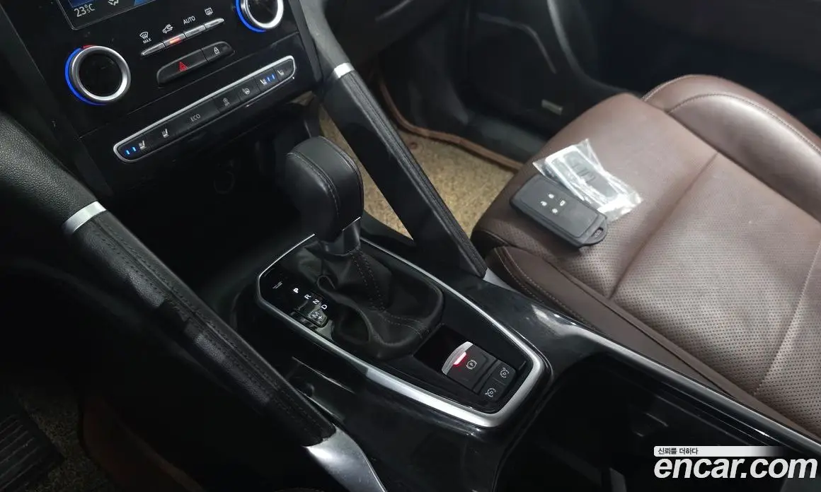 Renault (Samsung) QM6 2016 2.0 автомат (гидро), фото 12 Renault (Samsung) QM6 2016 2.0 автомат (гидро), фото 12
