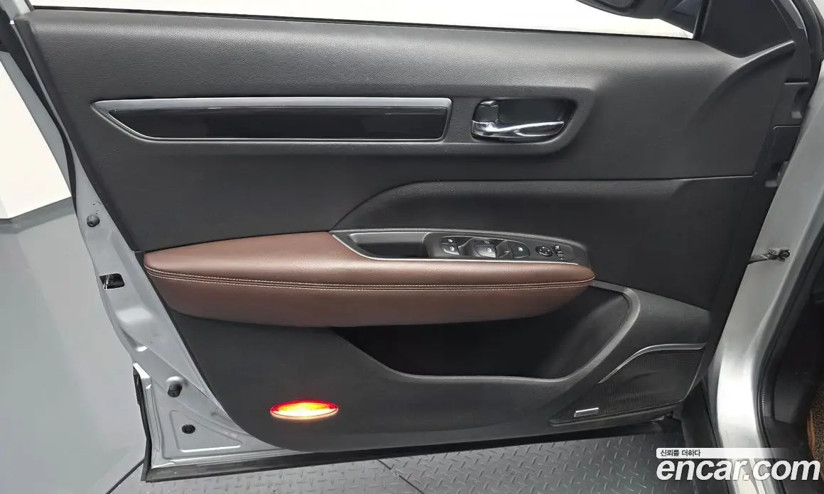Renault (Samsung) QM6 2016 2.0 автомат (гидро), фото 14 Renault (Samsung) QM6 2016 2.0 автомат (гидро), фото 14