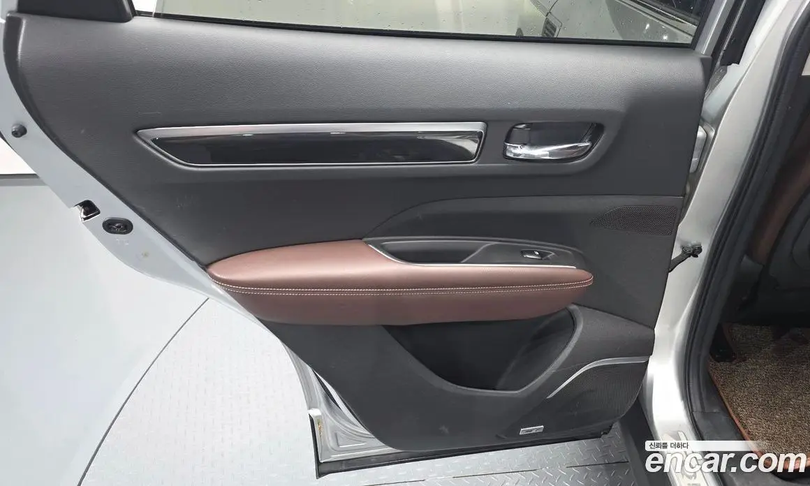 Renault (Samsung) QM6 2016 2.0 автомат (гидро), фото 15 Renault (Samsung) QM6 2016 2.0 автомат (гидро), фото 15