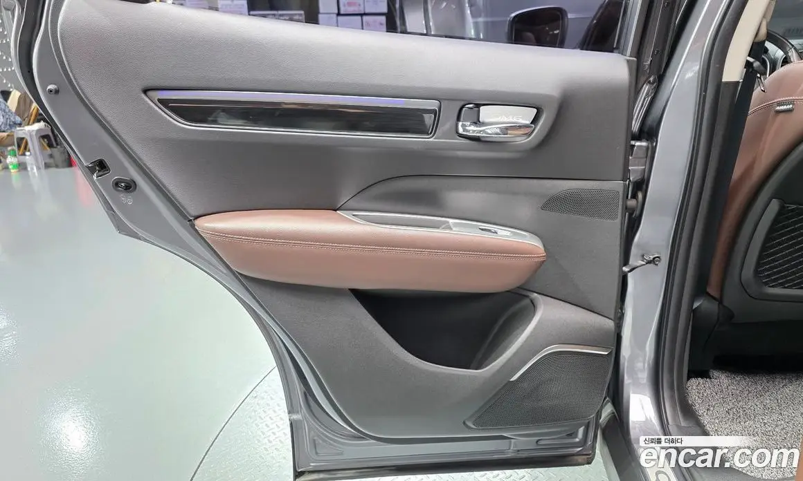 Renault (Samsung) QM6 2018 2.0 автомат (гидро), фото 15 Renault (Samsung) QM6 2018 2.0 автомат (гидро), фото 15