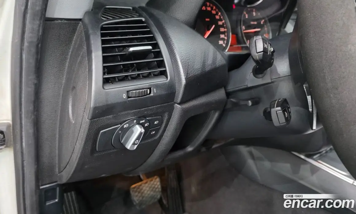 BMW 1 серия 2012 2.0 автомат (гидро), фото 17