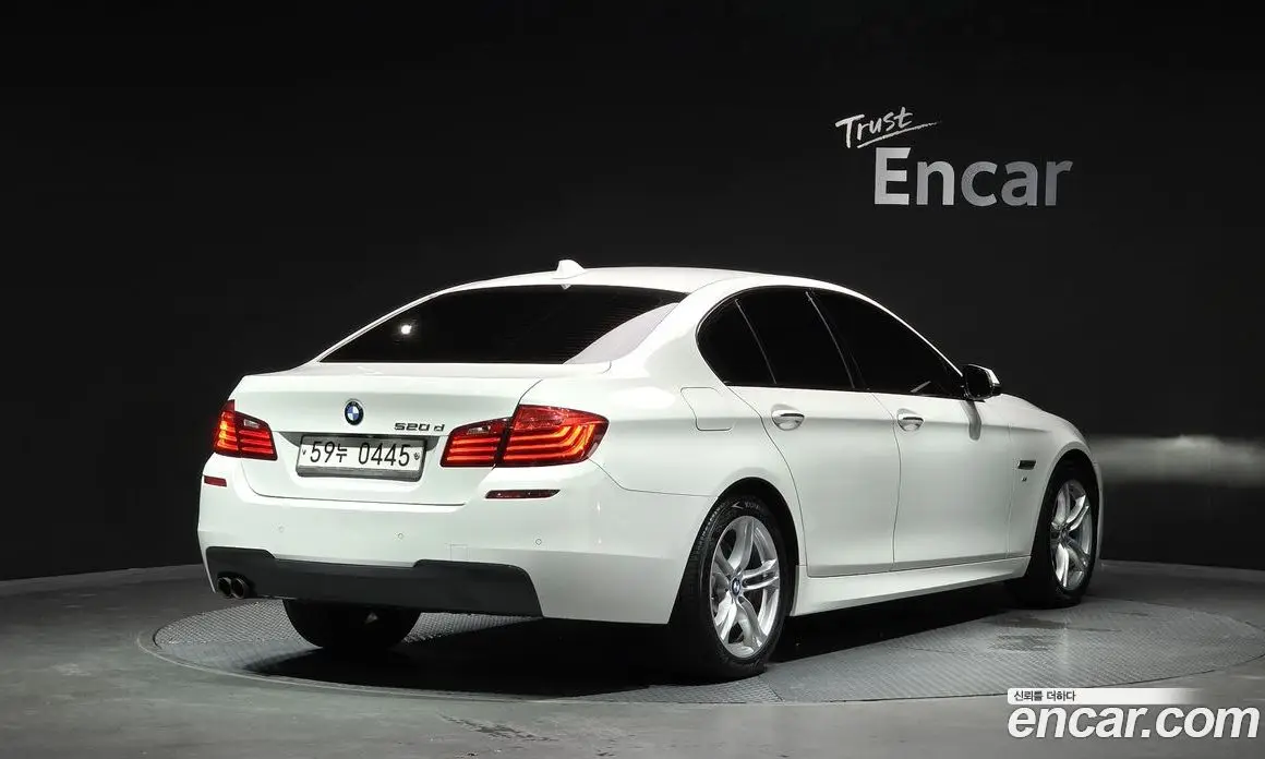 BMW 5 серия 2016 2.0 автомат (гидро), фото 2 BMW 5 серия 2016 2.0 автомат (гидро), фото 2