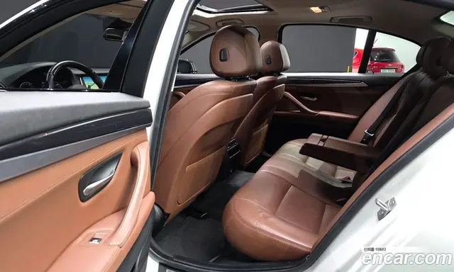 BMW 5 серия 2016 2.0 автомат (гидро), миниатюра 11 BMW 5 серия 2016 2.0 автомат (гидро), миниатюра 11