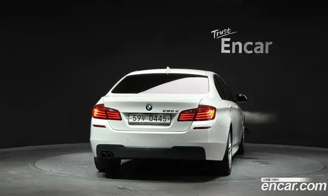 BMW 5 серия 2016 2.0 автомат (гидро), миниатюра 4 BMW 5 серия 2016 2.0 автомат (гидро), миниатюра 4