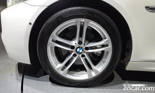 BMW 5 серия 2016 2.0 автомат (гидро), миниатюра 5 BMW 5 серия 2016 2.0 автомат (гидро), миниатюра 5