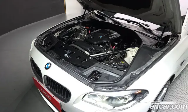 BMW 5 серия 2016 2.0 автомат (гидро), миниатюра 6 BMW 5 серия 2016 2.0 автомат (гидро), миниатюра 6