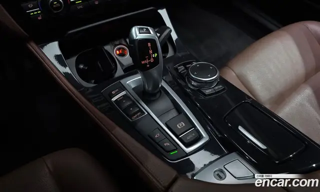 BMW 5 серия 2016 2.0 автомат (гидро), миниатюра 9 BMW 5 серия 2016 2.0 автомат (гидро), миниатюра 9