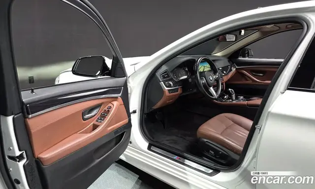 BMW 5 серия 2016 2.0 автомат (гидро), миниатюра 10 BMW 5 серия 2016 2.0 автомат (гидро), миниатюра 10