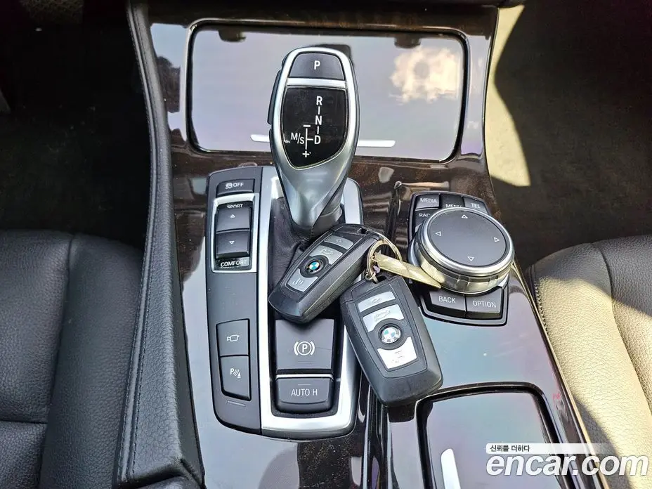 BMW 5 серия 2016 2.0 автомат (гидро), фото 19