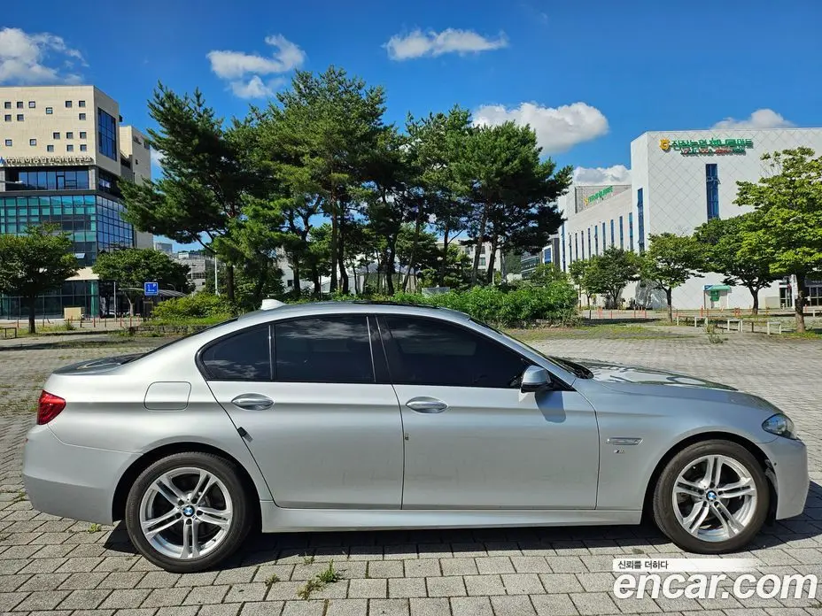 BMW 5 серия 2016 2.0 автомат (гидро), фото 5