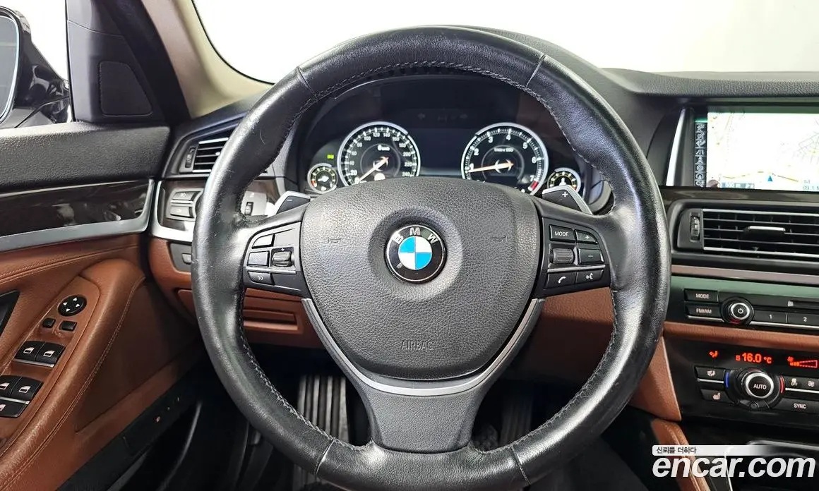 BMW 5 серия 2016 2.0 автомат (гидро), фото 13