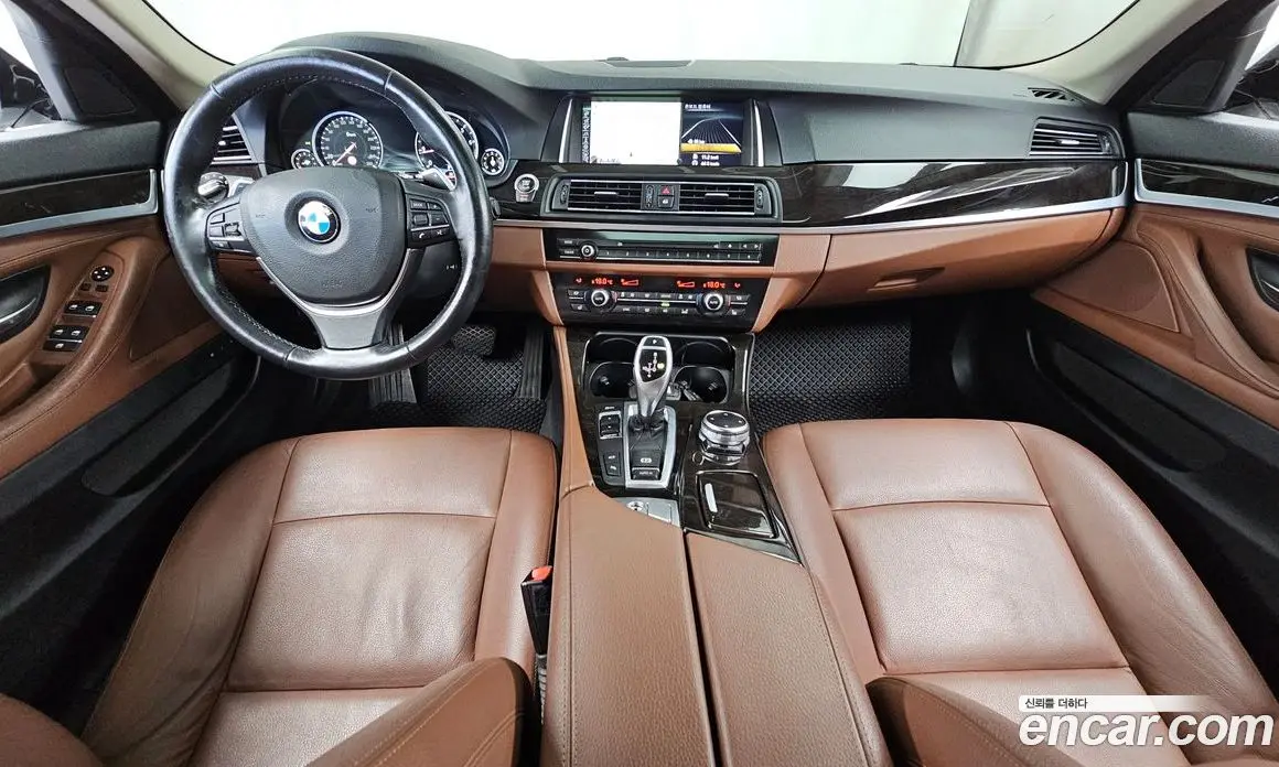 BMW 5 серия 2016 2.0 автомат (гидро), фото 7
