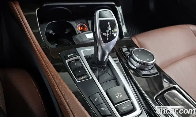 BMW 5 серия 2016 2.0 автомат (гидро), миниатюра 9
