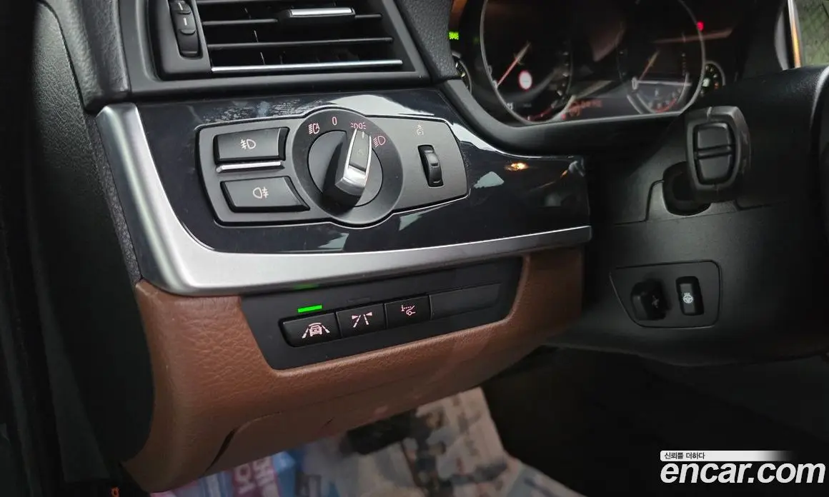BMW 5 серия 2016 2.0 автомат (гидро), фото 17