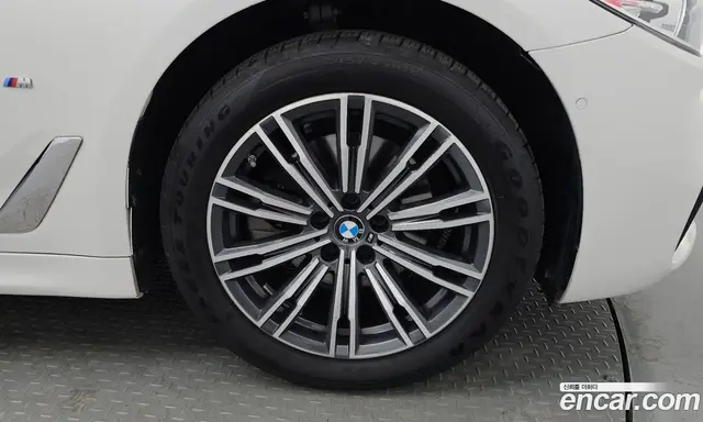 BMW 5 серия 2018 2.0 автомат (гидро), миниатюра 4