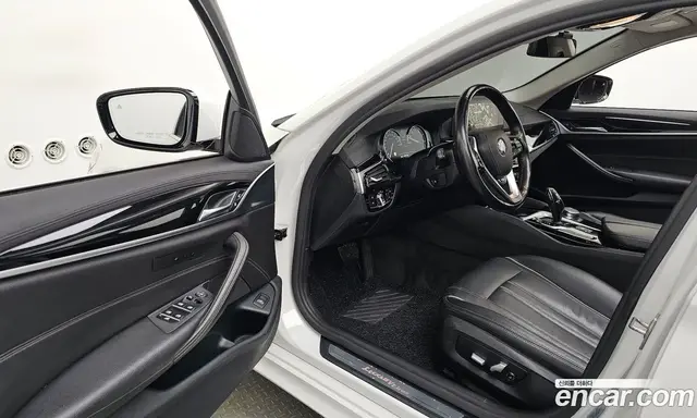 BMW 5 серия 2018 2.0 автомат (гидро), миниатюра 9