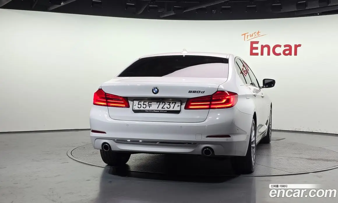 BMW 5 серия 2018 2.0 автомат (гидро), фото 4