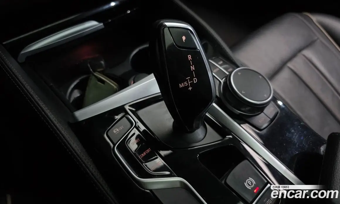 BMW 5 серия 2018 2.0 автомат (гидро), фото 9