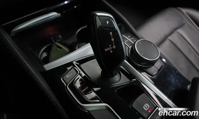BMW 5 серия 2018 2.0 автомат (гидро), миниатюра 9