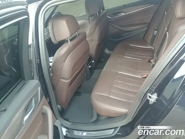 BMW 5 серия 2019 2.0 автомат (гидро), миниатюра 9 BMW 5 серия 2019 2.0 автомат (гидро), миниатюра 9
