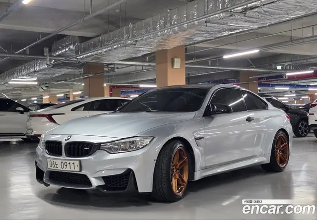 BMW M4, 2016, 180 800 км