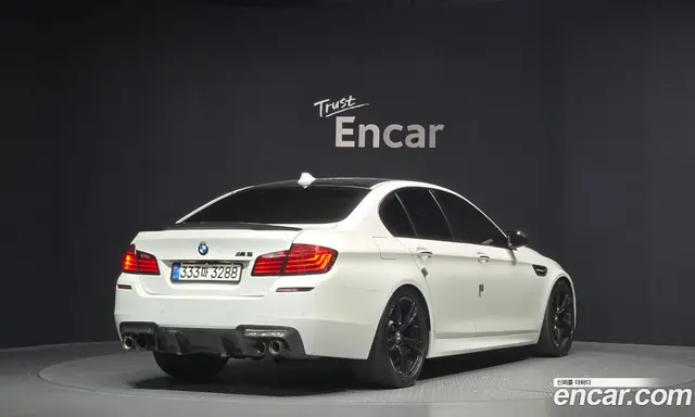 BMW M5 2015 4.4 автомат (гидро), миниатюра 2