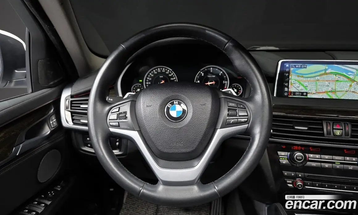 BMW X6 2018 3.0 автомат (гидро), фото 13