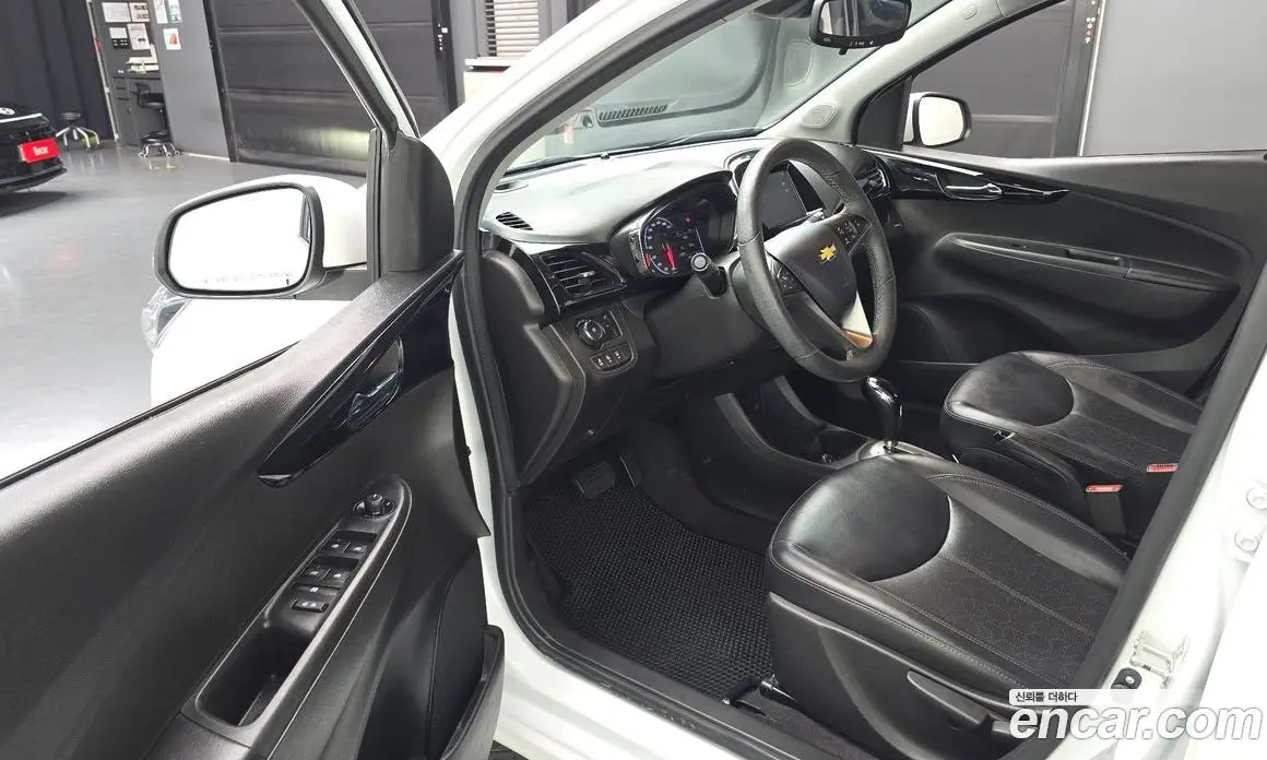 Chevrolet Spark 2016 1.0 автомат (гидро), фото 13