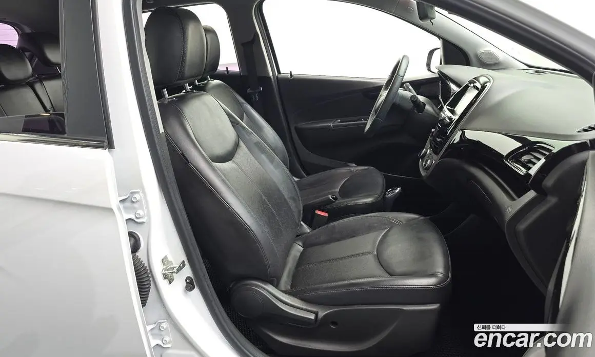 Chevrolet Spark 2016 1.0 автомат (гидро), фото 16