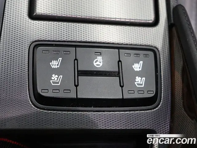 Hyundai Aslan 2015 3.0 автомат (гидро), миниатюра 12