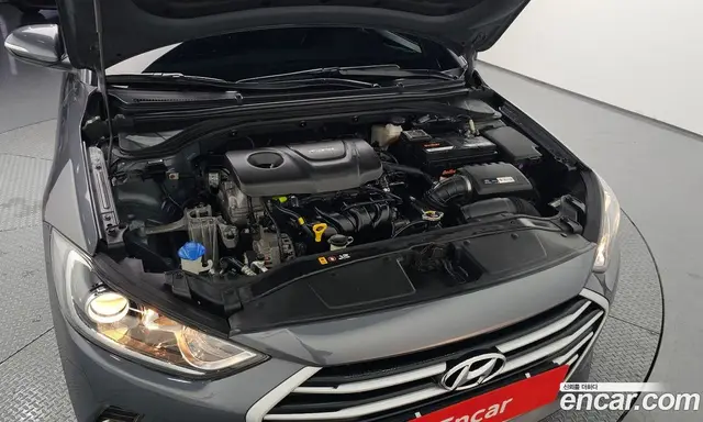Hyundai Avante 2017 1.6 автомат (гидро), миниатюра 6