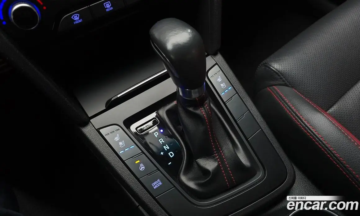 Hyundai Avante 2017 1.6 автомат (гидро), фото 12