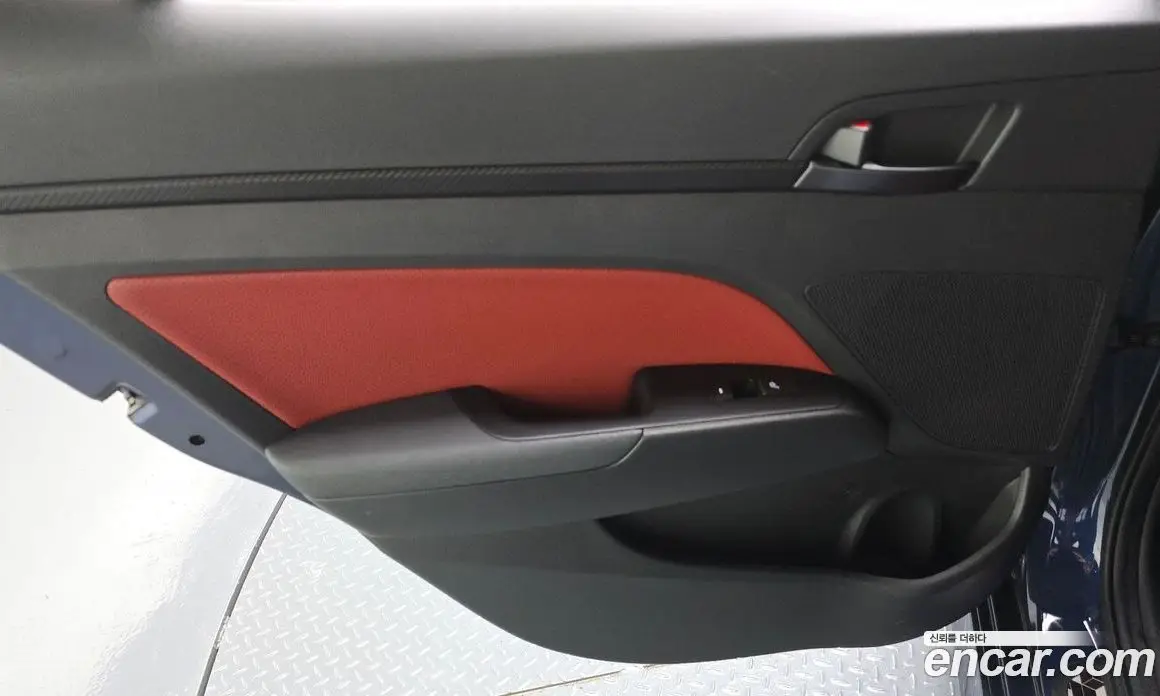 Hyundai Avante 2017 1.6 автомат (гидро), фото 15