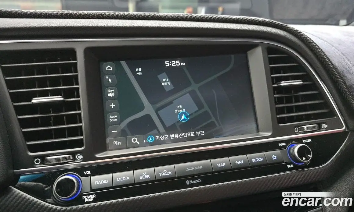 Hyundai Avante 2017 1.6 автомат (гидро), фото 19