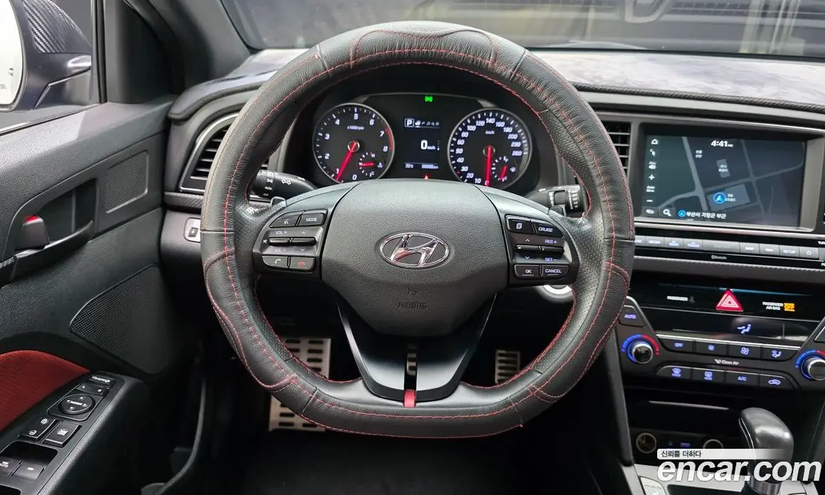 Hyundai Avante 2017 1.6 автомат (гидро), фото 20