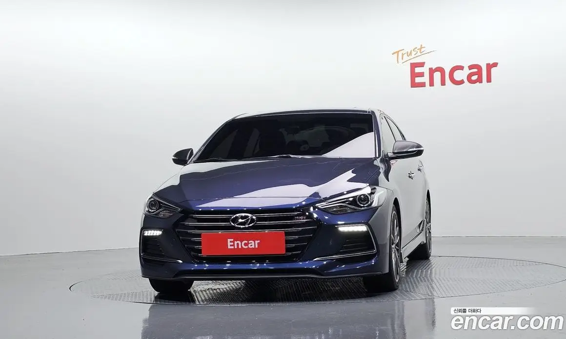 Hyundai Avante 2017 1.6 автомат (гидро), фото 3