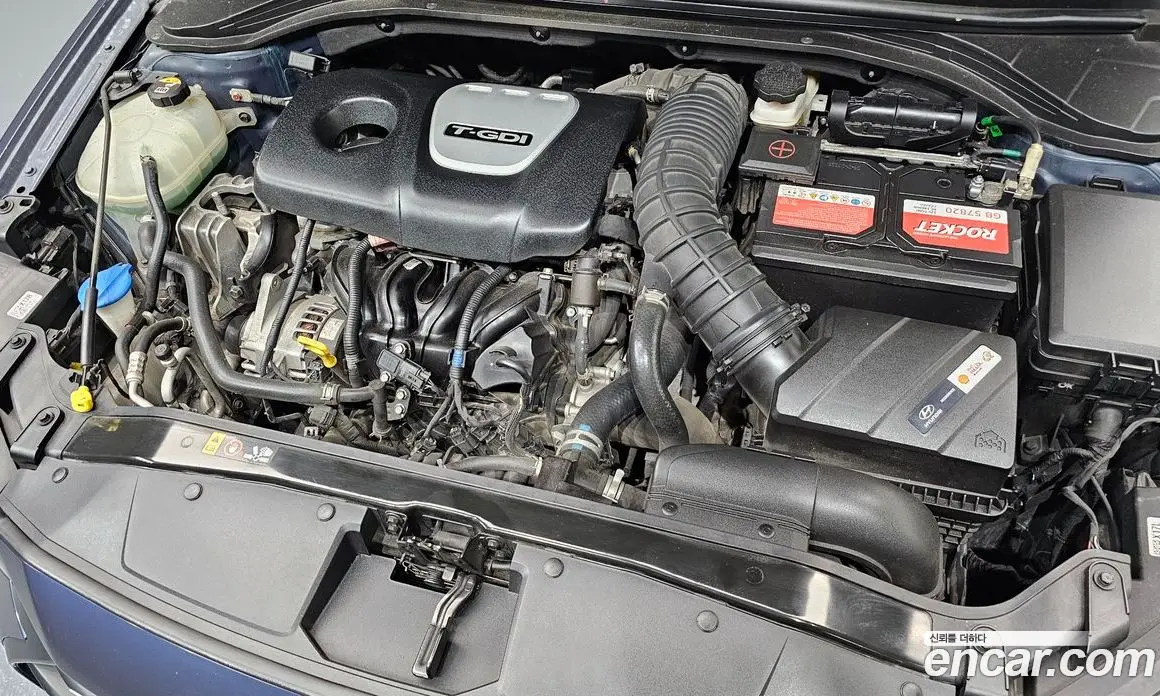 Hyundai Avante 2017 1.6 автомат (гидро), фото 6