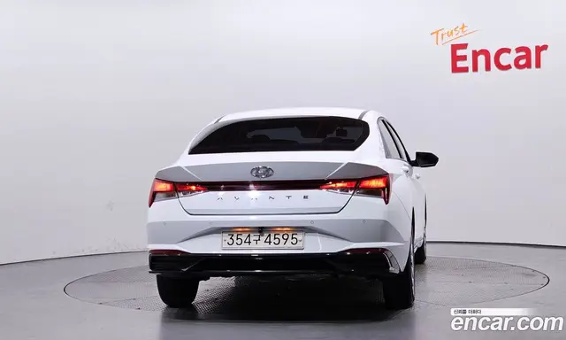 Hyundai Avante 2022 1.6 автомат (гидро), миниатюра 4