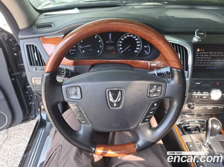 Hyundai Equus 2010 3.8 автомат (гидро), фото 14 Hyundai Equus 2010 3.8 автомат (гидро), фото 14
