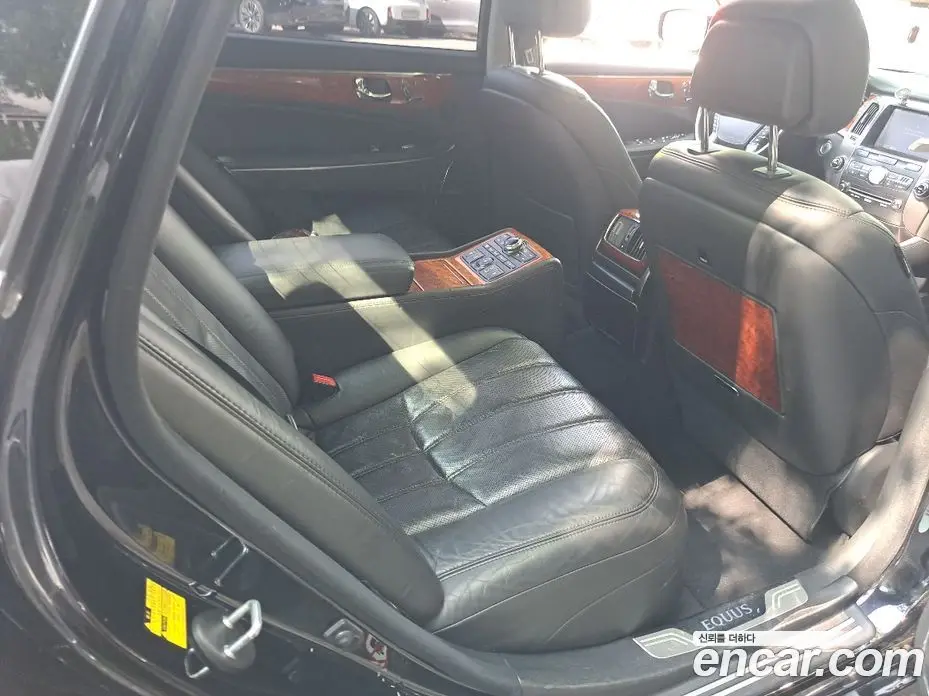 Hyundai Equus 2010 3.8 автомат (гидро), фото 17 Hyundai Equus 2010 3.8 автомат (гидро), фото 17