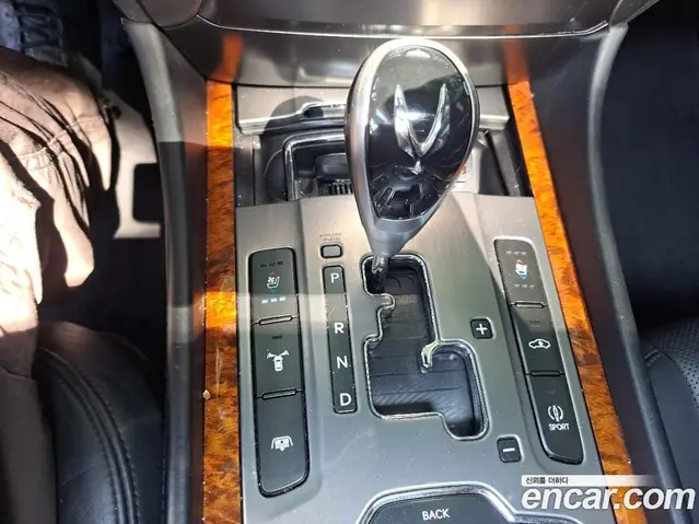 Hyundai Equus 2010 3.8 автомат (гидро), миниатюра 9 Hyundai Equus 2010 3.8 автомат (гидро), миниатюра 9