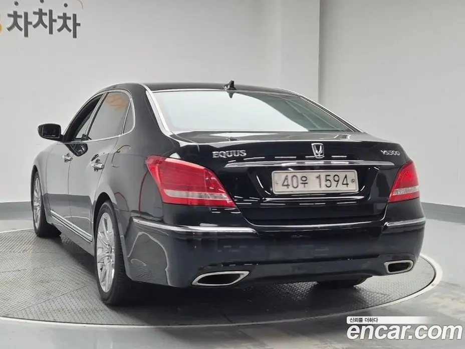 Hyundai Equus 2011 5.0 автомат (гидро), фото 2 Hyundai Equus 2011 5.0 автомат (гидро), фото 2