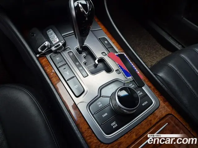 Hyundai Equus 2011 5.0 автомат (гидро), миниатюра 9 Hyundai Equus 2011 5.0 автомат (гидро), миниатюра 9