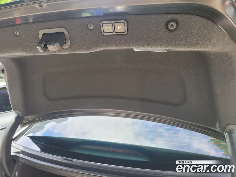 Hyundai Equus 2011 5.0 автомат (гидро), фото 14