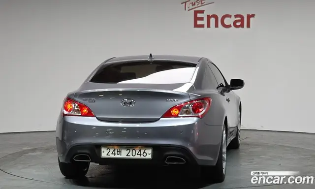 Hyundai Genesis 2009 3.8 автомат (гидро), миниатюра 4