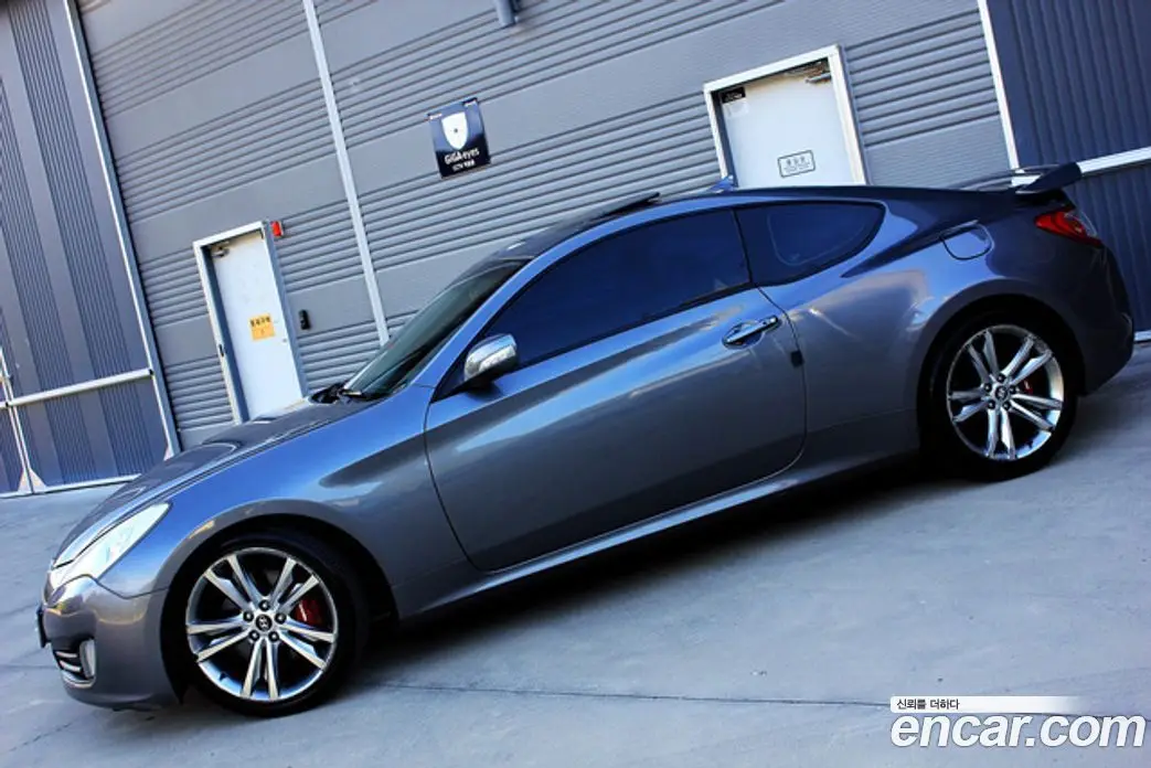 Hyundai Genesis 2009 3.8 автомат (гидро), фото 14