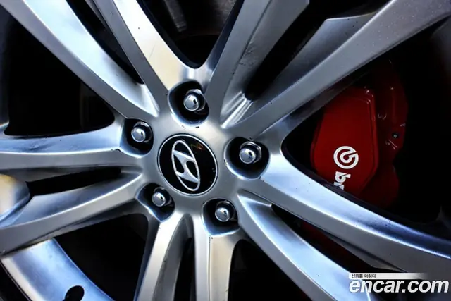 Hyundai Genesis 2009 3.8 автомат (гидро), миниатюра 5